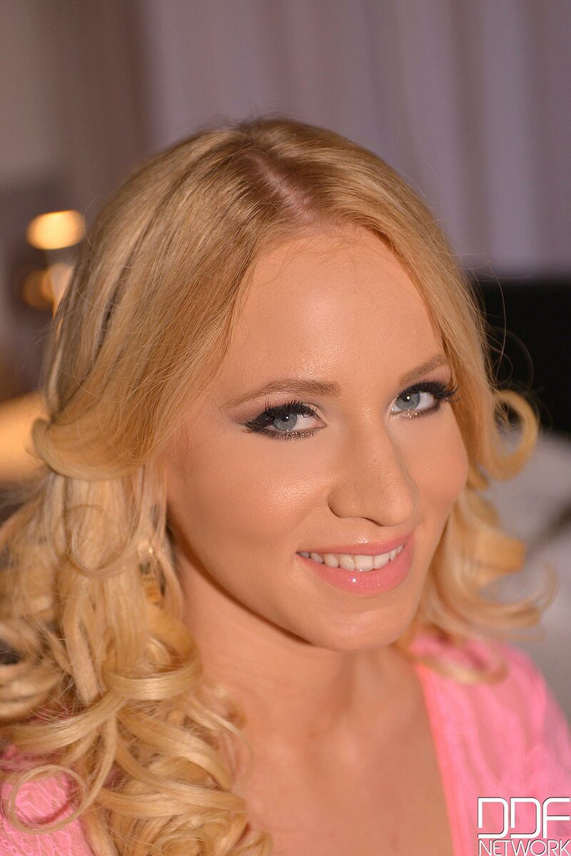 Светуля, 23 года, 1 размер груди